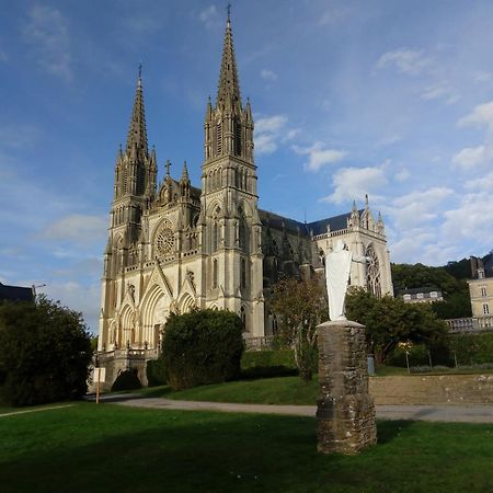 Le Bourgis Bed & Breakfast La Chapelle-Montligeon Bagian luar foto