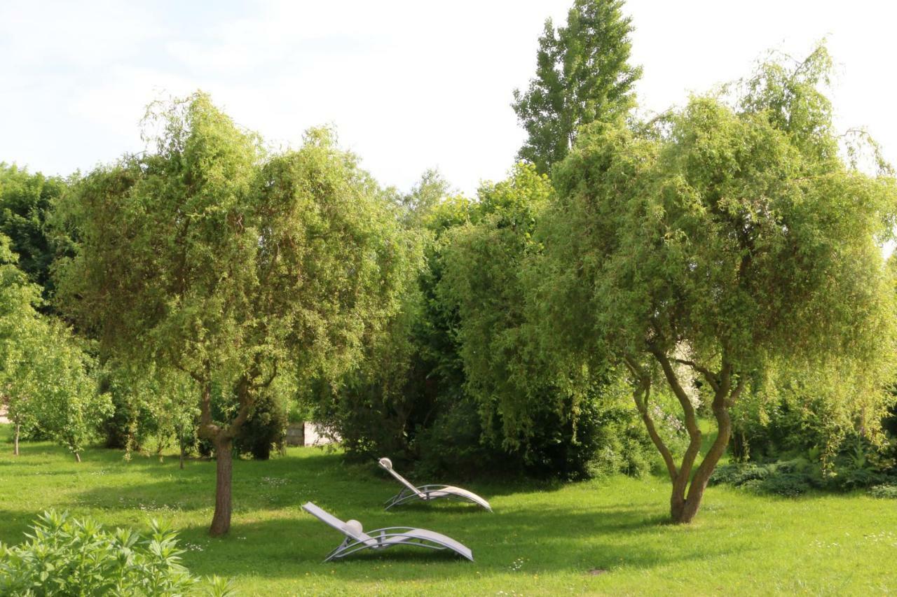 Le Bourgis Bed & Breakfast La Chapelle-Montligeon Bagian luar foto